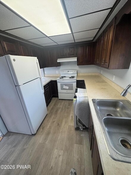 Building Photo - 2565 Easton Turnpike