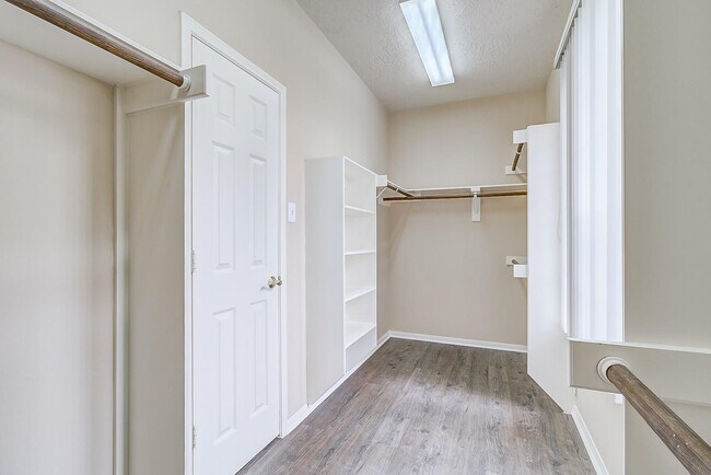 Building Photo - 17323 Jackson Pines Dr