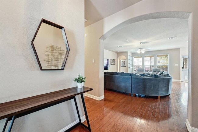 Building Photo - 138 Tranquility Mountain