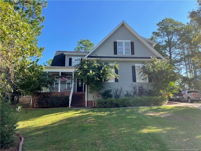 Building Photo - 34 Woodbury Ln