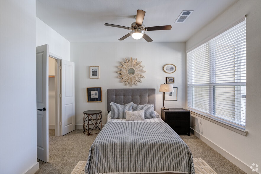 2BR, 2BA - Bedroom - Lofts at Katy Ranch