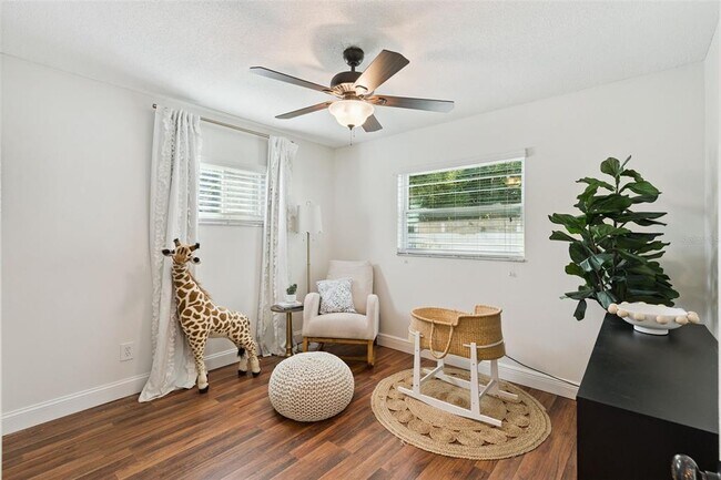 Building Photo - 622 Beverly Ave