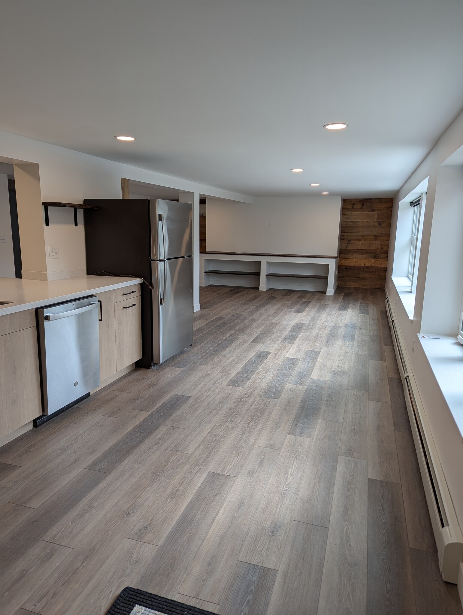 Kitchen, Dining - 207 6th St