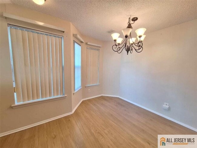 Building Photo - 511 Sunshine Ct