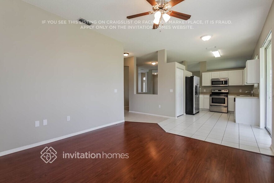 Building Photo - 9106 69th Ave E