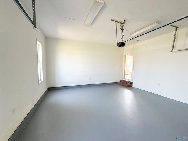 Building Photo - 17916 Remington Dr