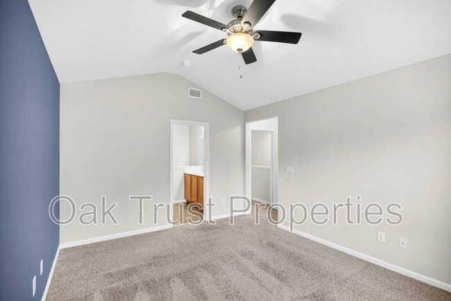 Building Photo - 854 Bibury Ct