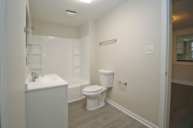 Building Photo - PRE-LEASING for 2025! 3 Bedroom, 2 Bath - ...