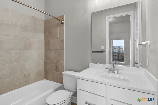 Building Photo - 524 Teakmill Trail