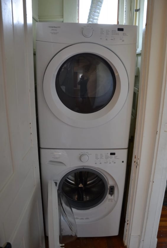 Building Photo - 2411 Fairview Ave