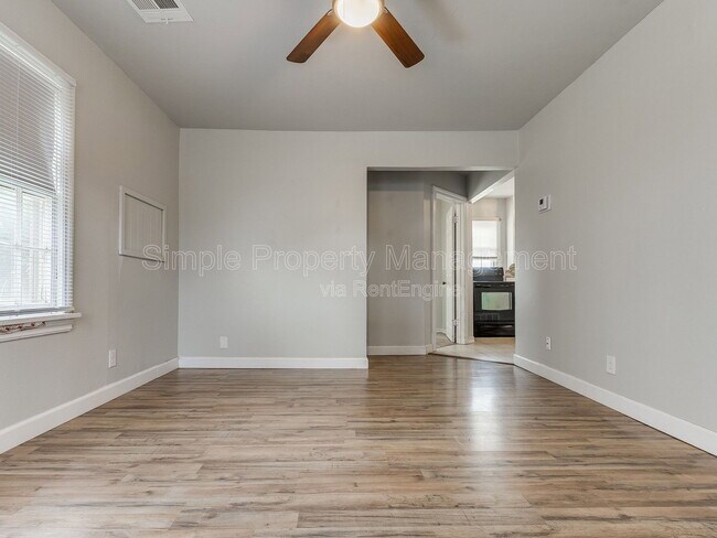 Building Photo - 7105 NW 39th St