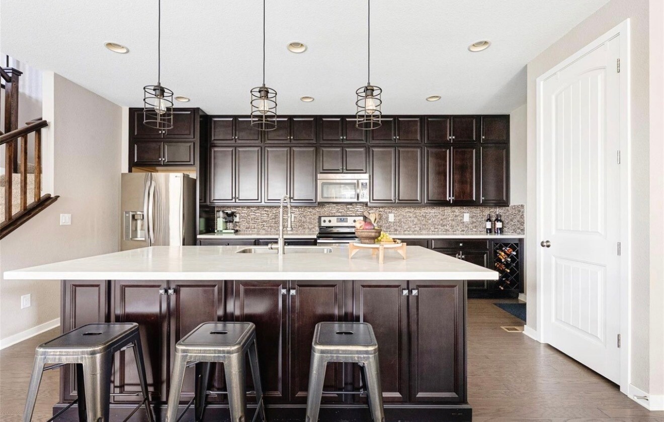 Building Photo - 9977 Hough Pt