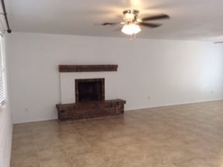 Building Photo - EDENWOOD WEST POOL HOME