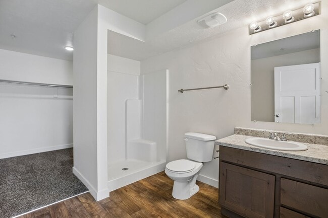 Building Photo - 734 E 500 S