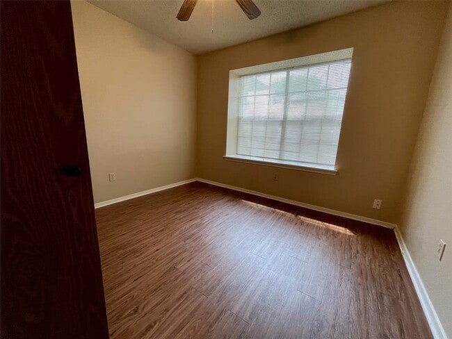 Building Photo - 8117 West Gate Blvd