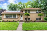 Building Photo - 306 Michael Mnr