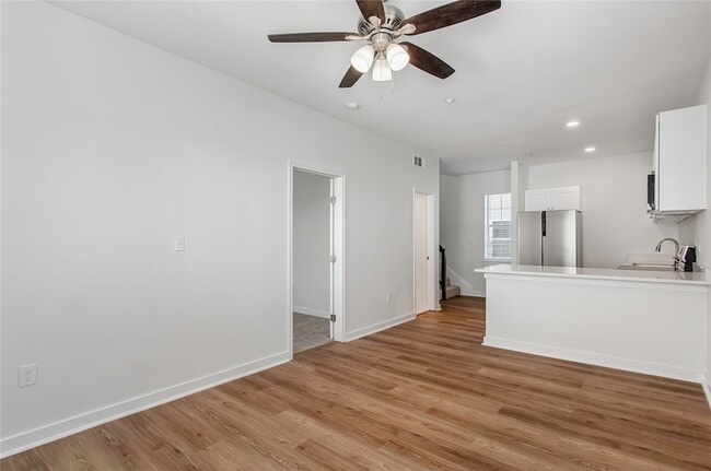 Building Photo - 4713 Virginia Ave