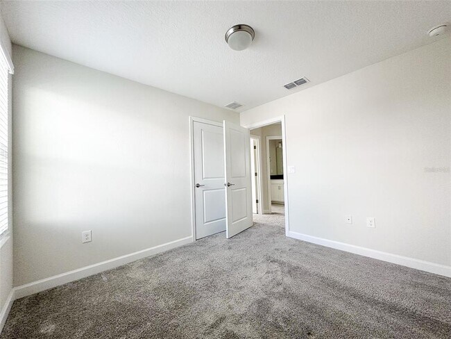 Building Photo - 16159 Water Spring Blvd