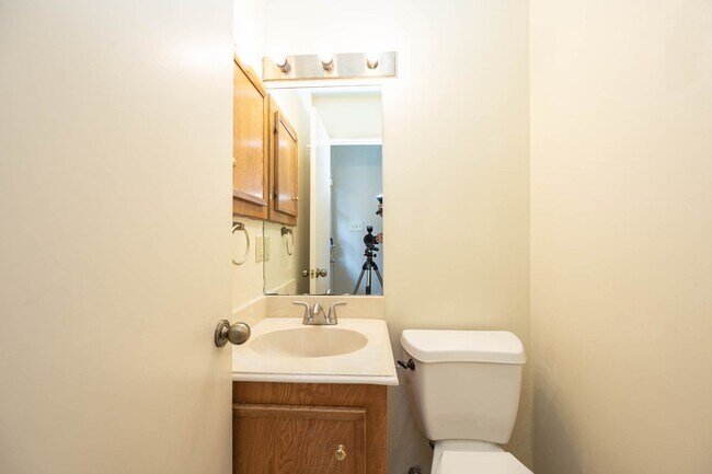 Building Photo - 12302 Piping Rock Dr