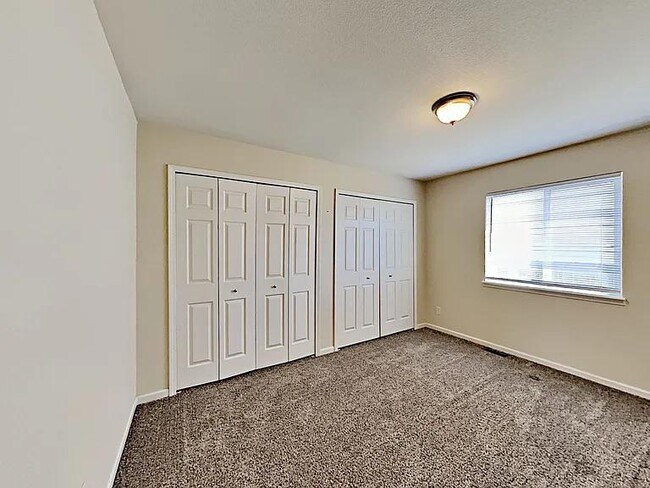 Building Photo - 7658 Sailwind Dr
