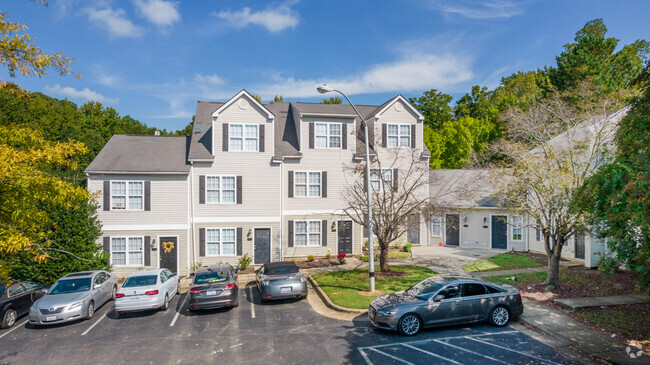 Building Photo - Method Townhomes