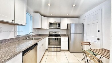 Building Photo - 3750 NE 170th St