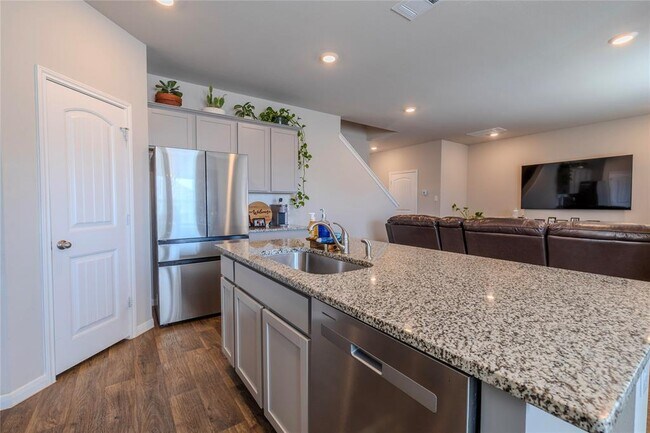 Building Photo - 178 Coralbean Dr