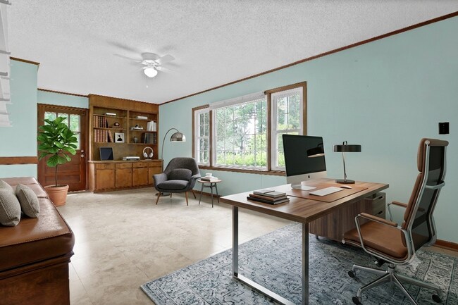 Building Photo - 700 Clyde Dr