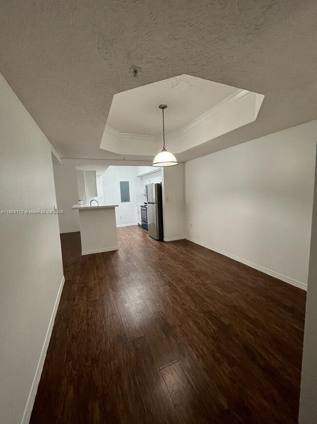 Building Photo - 215 SW 117th Terrace