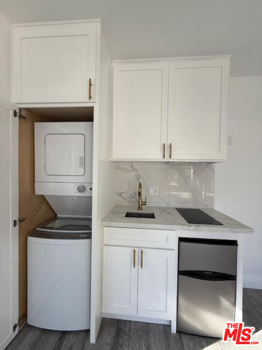 Building Photo - 1551 S Ogden Dr