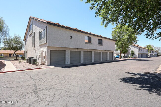 Building Photo - 19820 N 13th Ave