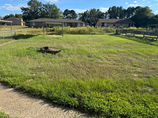 Building Photo - 3509 Stoneridge Dr