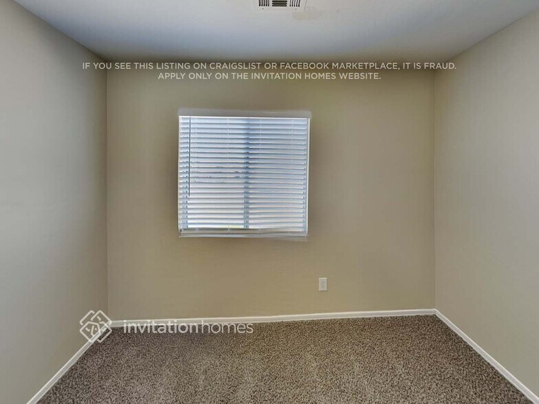 Building Photo - 2281 E San Manuel Rd