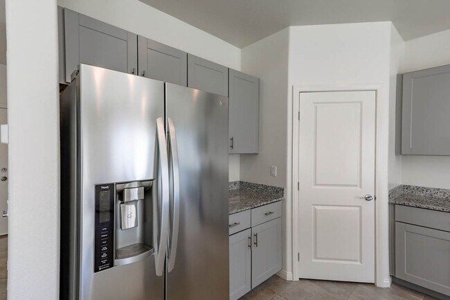 Building Photo - 4 Bedroom, with loft, North Las Vegas Home...