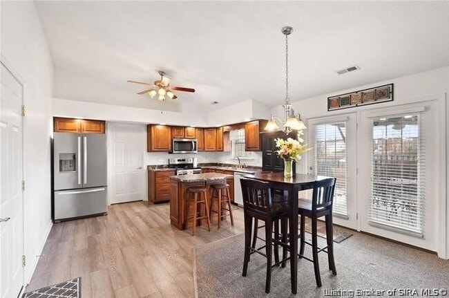 Building Photo - 3709 Bailey Dr