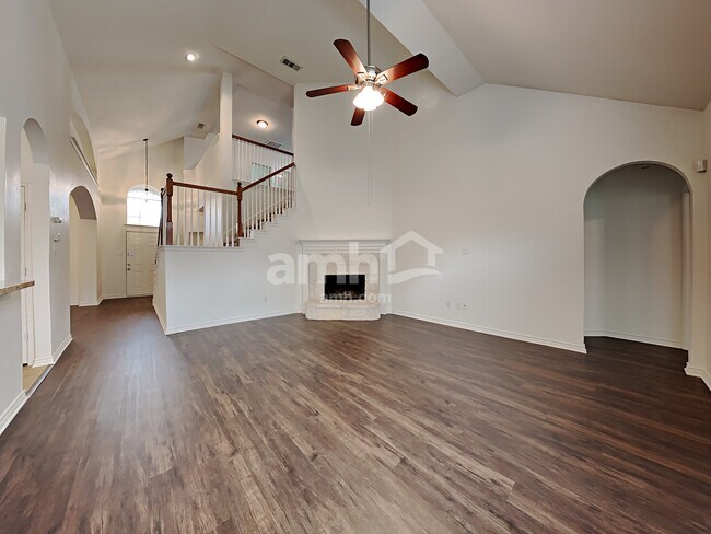 Building Photo - 1406 Monte Carlo Dr