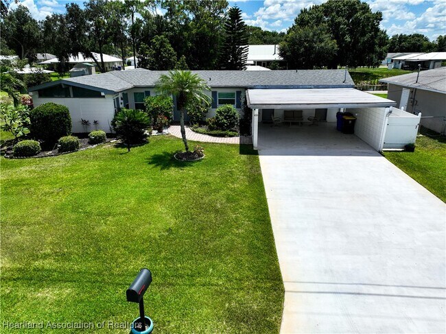 Building Photo - 120 Happiness Ave