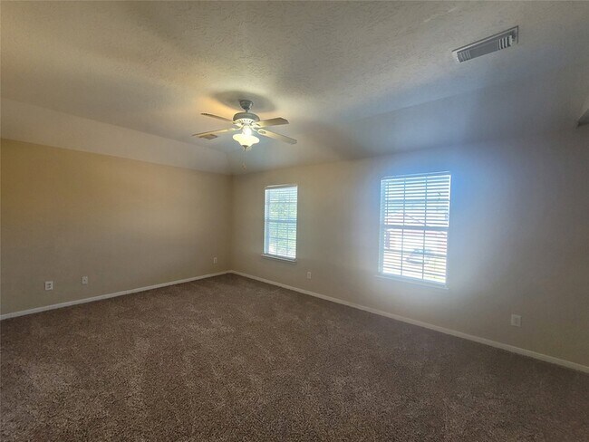 Building Photo - 17211 Brookhollow Grove Ct