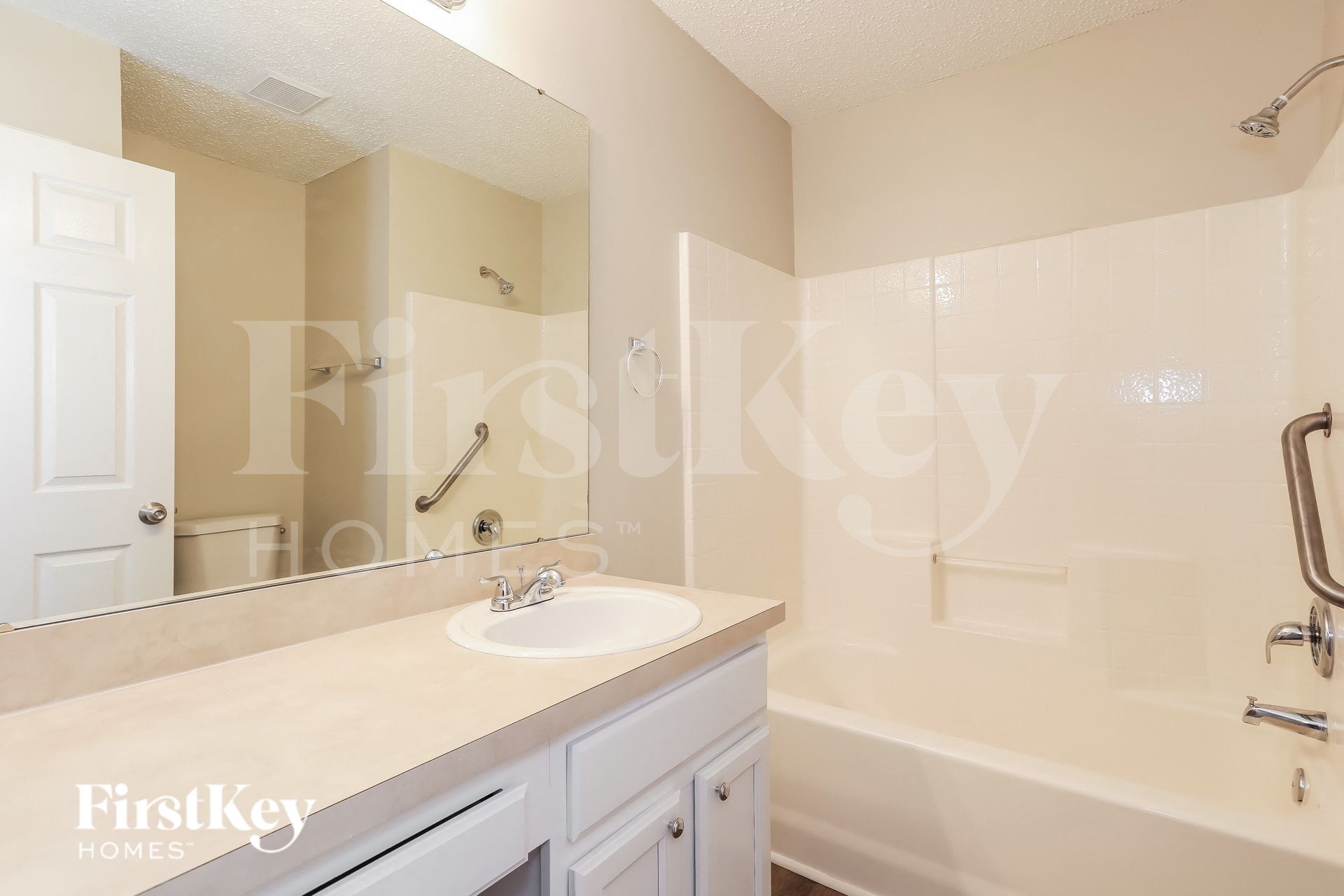 Building Photo - 5725 Suwanee Park Ct