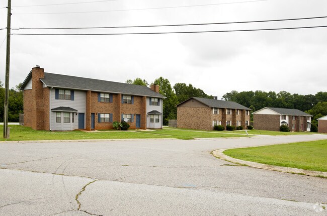 Building Photo - 11-57 Edgefield Ln NW