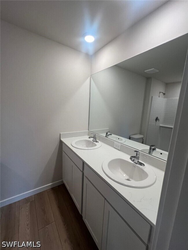 Building Photo - 532 Ilaria Ct
