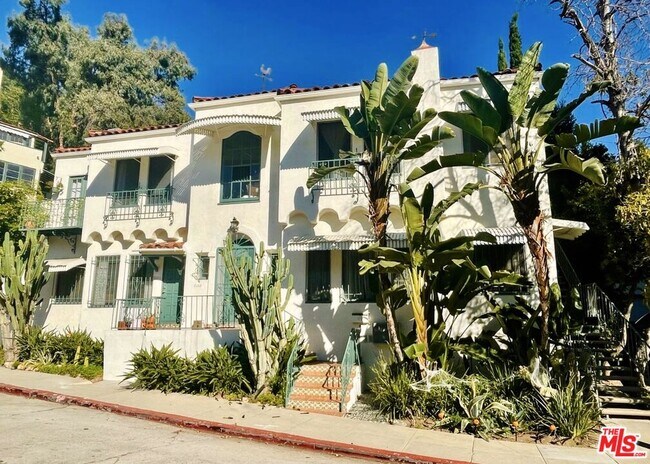 Primary Photo - 2166 Beachwood Terrace