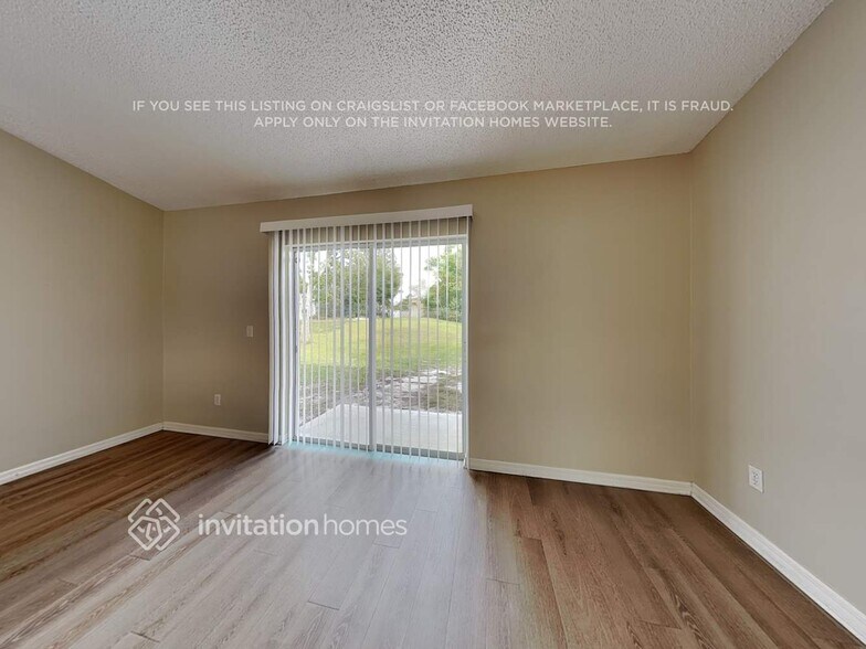 Building Photo - 1791 Oakgrove Ave