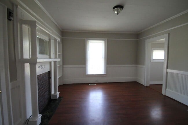 Building Photo - Exclusively Offered By Muse Realty Rentals, LLC