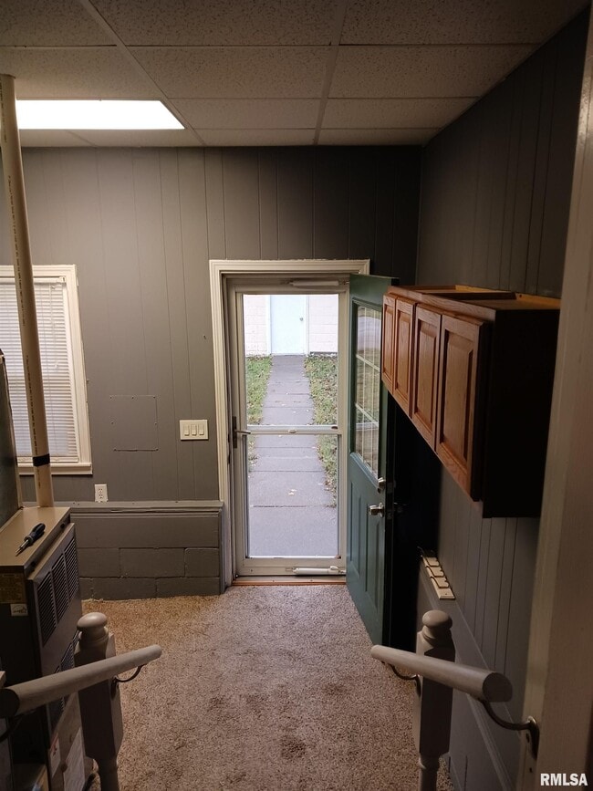 Building Photo - 1914 W Richwoods Blvd