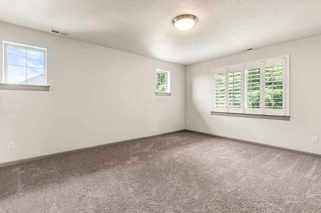 Building Photo - 14716 Blue Blossom Way