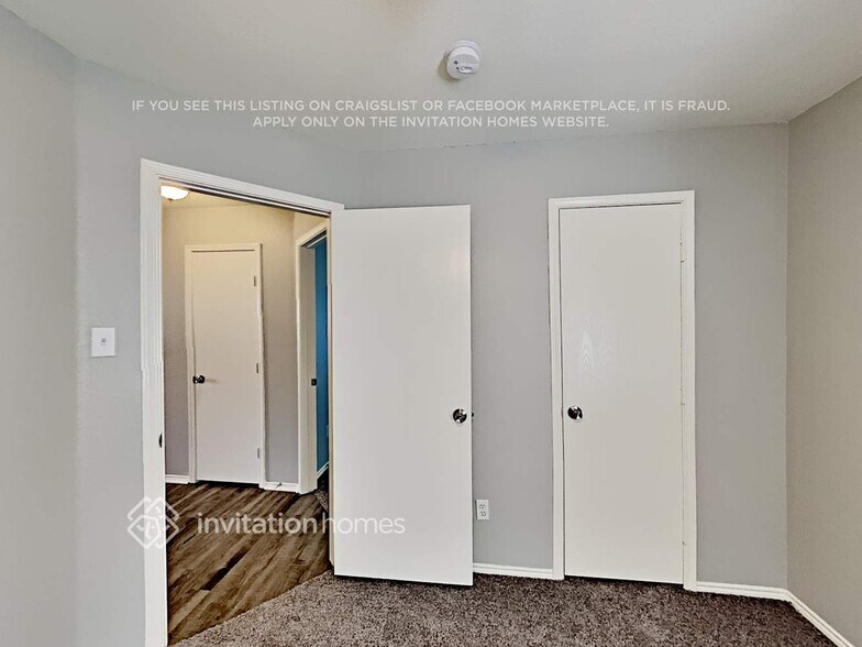 Building Photo - 4901 Waterford Dr