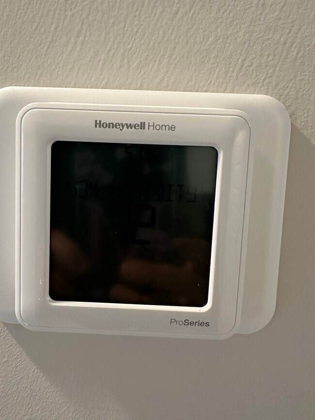 Building Photo - 2252 Robert Gwynne Dr