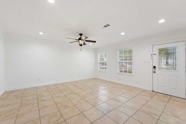 Building Photo - 11618 Biscayne Way