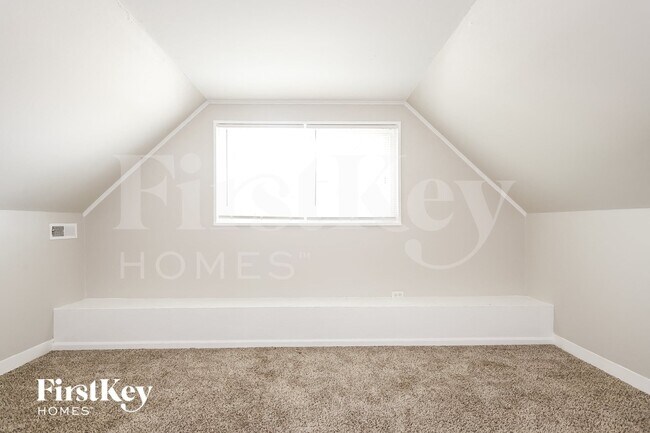 Building Photo - 340 Westgate Dr